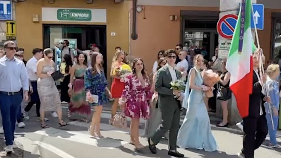 La forza delle tradizioni: Oleggio si ritrova nella Festa dei Coscritti 2026